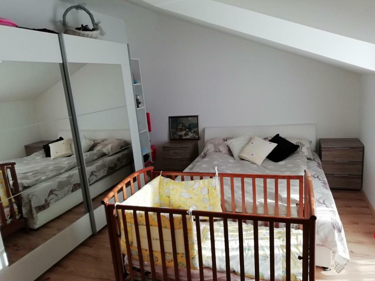 Angella apartment Dugi Rat Esterno foto